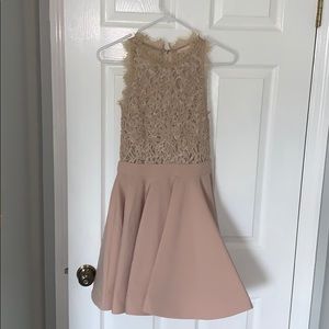 Lace-detail dress